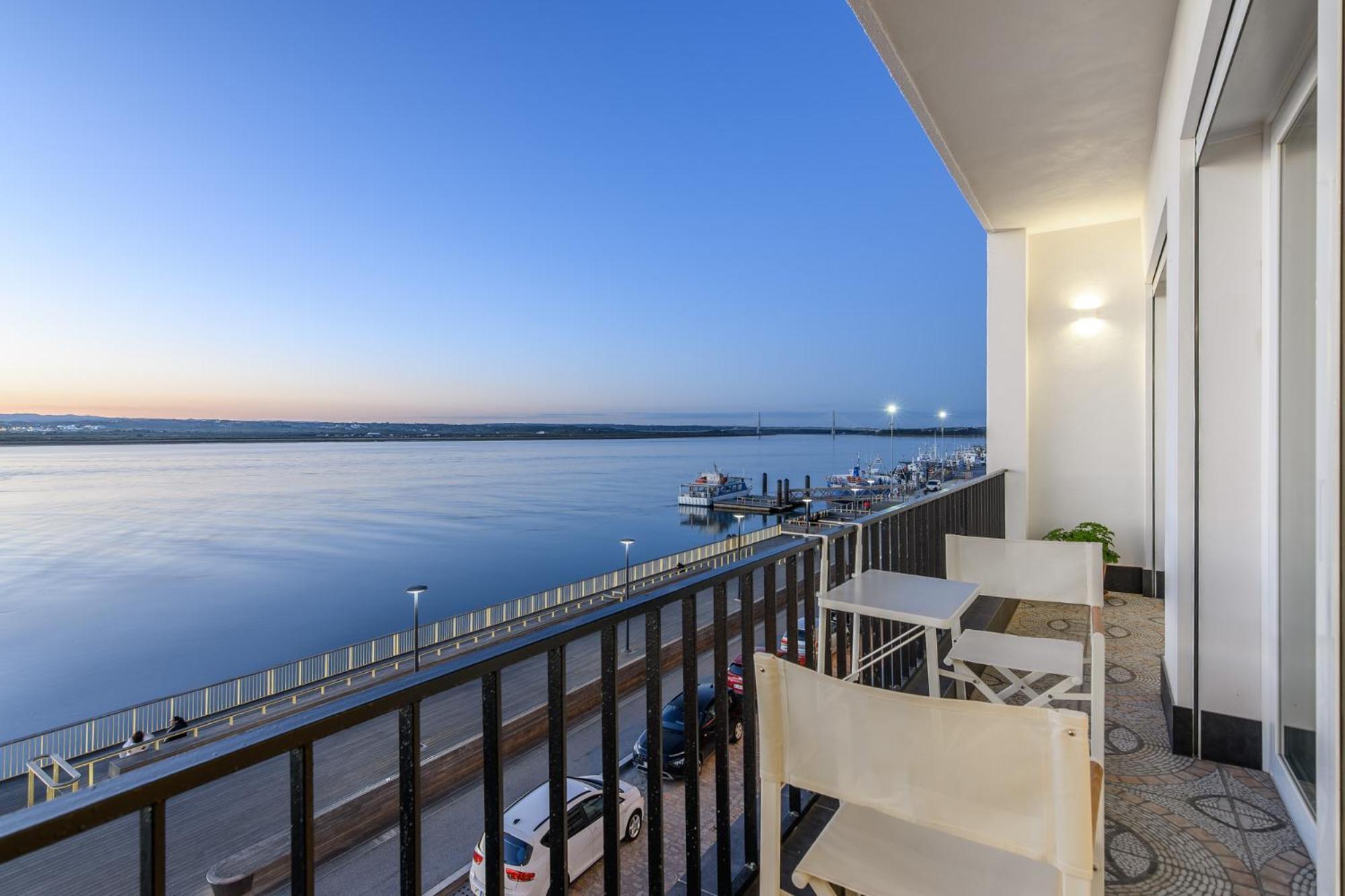 Apartamento Sobre El Rio Guadiana ايامونتي المظهر الخارجي الصورة